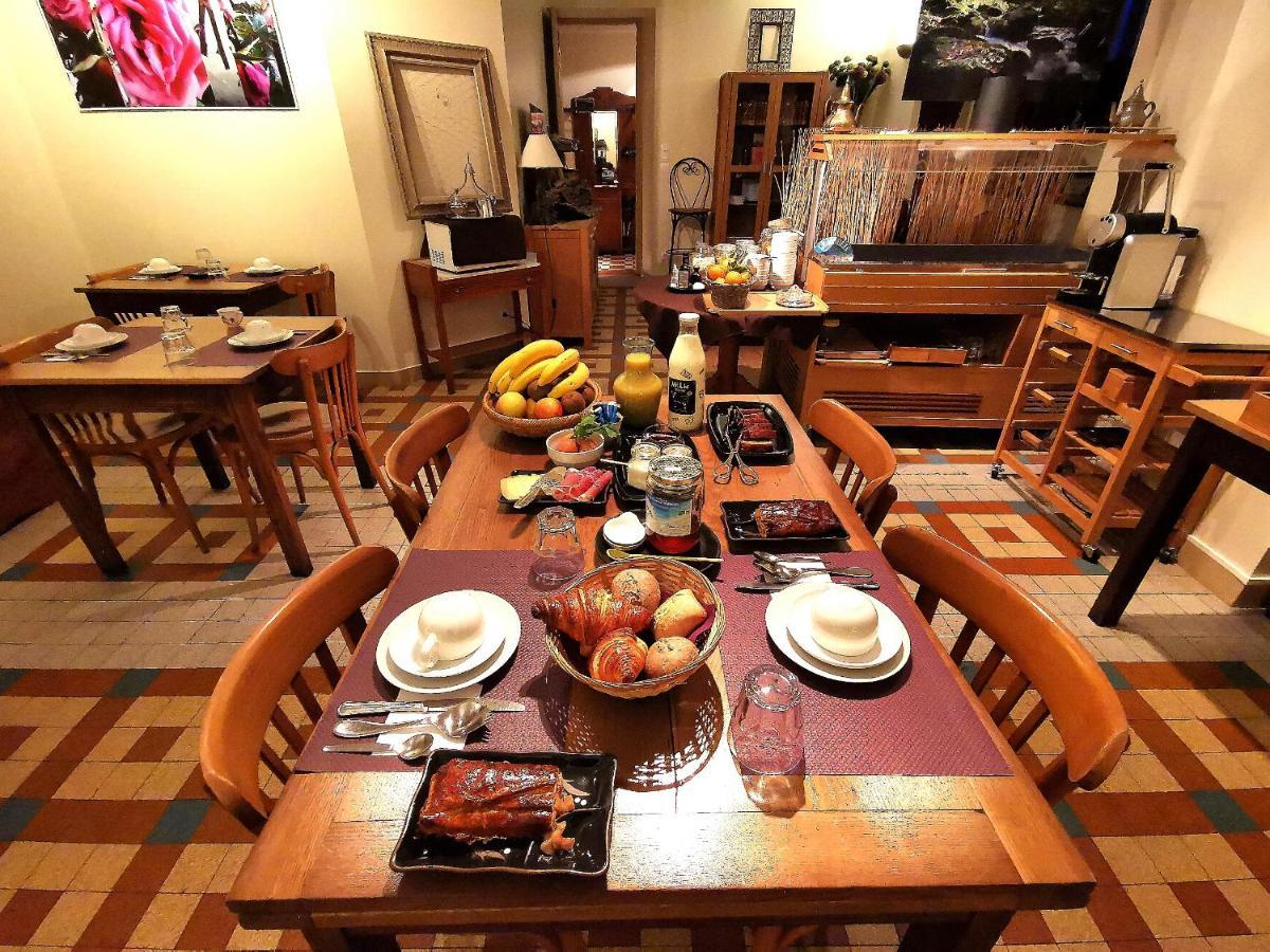 Logis Hotel Restaurant La Barguillere Saint-Pierre-de-Rivière Exteriér fotografie