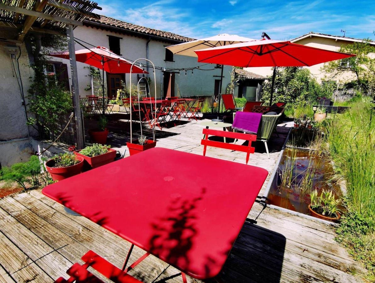 Logis Hotel Restaurant La Barguillere Saint-Pierre-de-Rivière Exteriér fotografie
